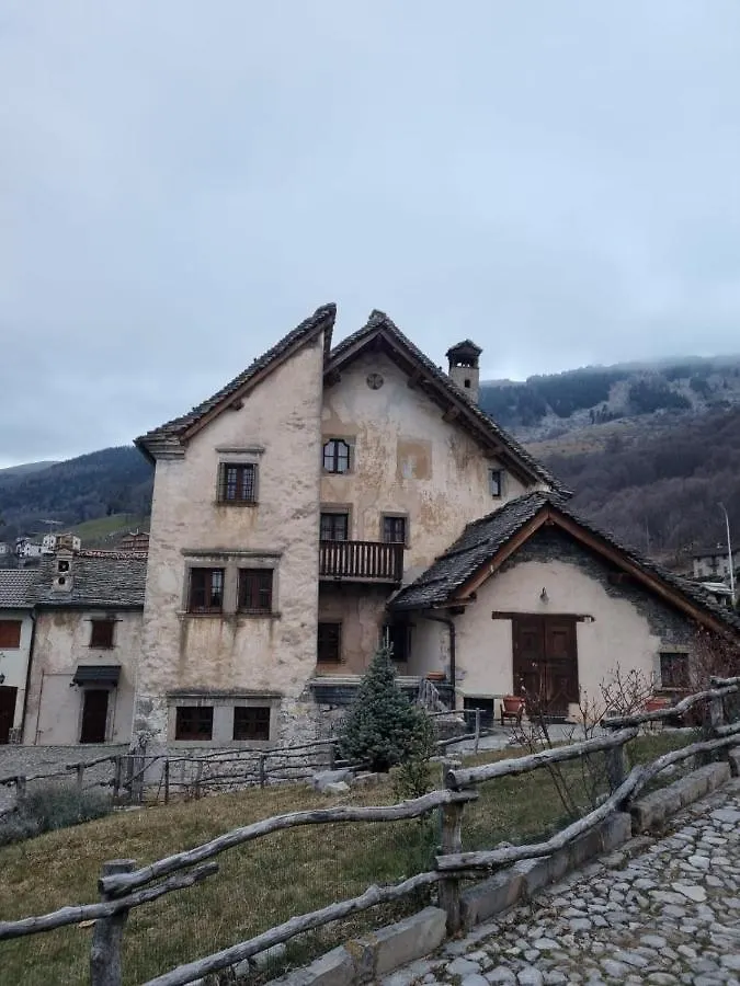 Mun Apartment - Major Unforgettable Nights Fuipiano Valle Imagna Italy